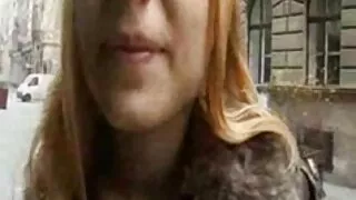 Luna Roulette porno vieux avec jeune fille a pris une bite dans le cul.
