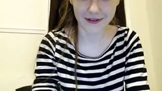 Repoussa sa culotte film porno avec des vieux et baise.