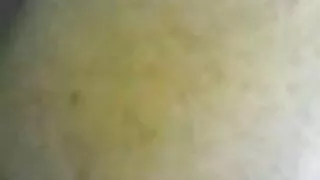 Un homme blanc satisfait une femme sex avec des vieux noire.