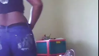 Russe baise avec son jeune et vieux video voisin.