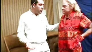 Le magicien tire video porno gay jeune et vieux le client sur un membre de l'omnipotence.